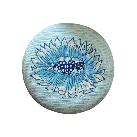 Vintage Needlepoint Wool Handmade Chair Seat Round 14” - Picture 1 of 3